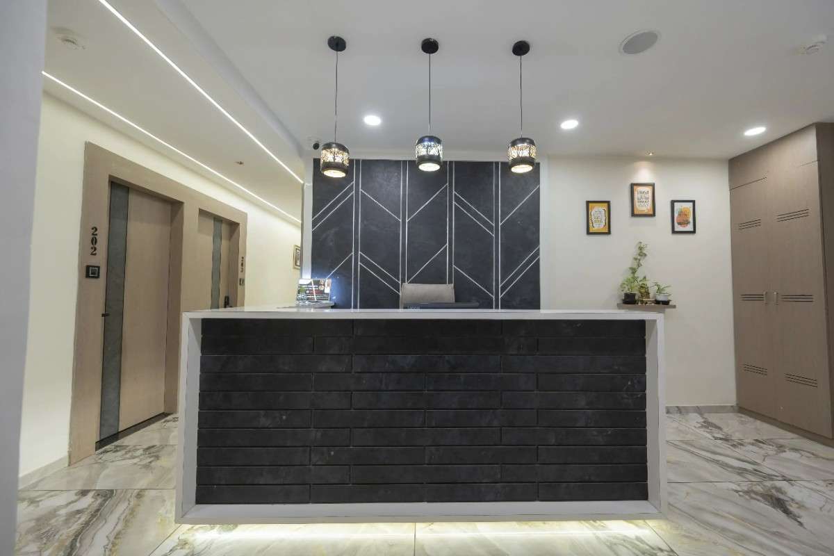 Hotel Maple Tree Prahaladnagar 1
