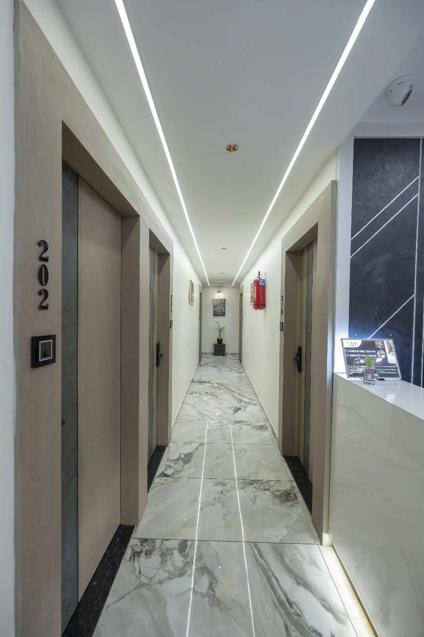 Hotel Maple Tree Prahaladnagar 5