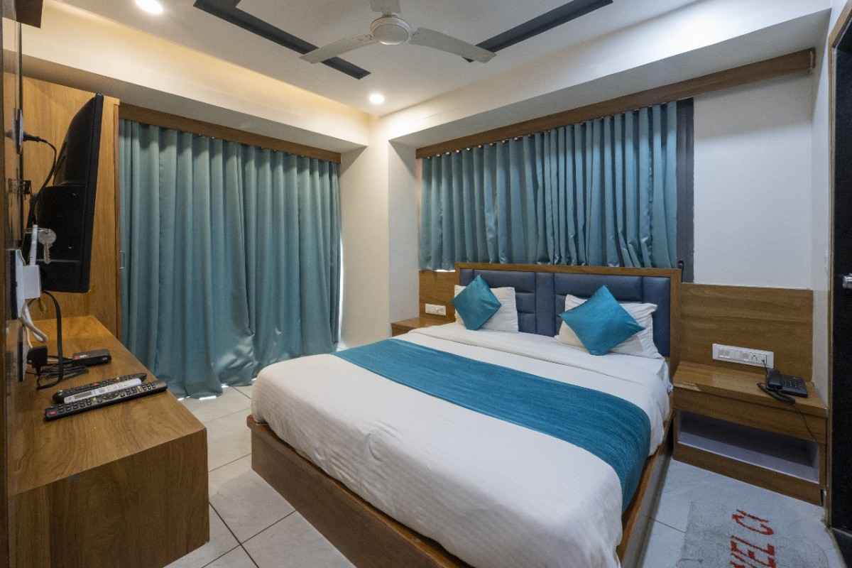 Hotel Maple 4