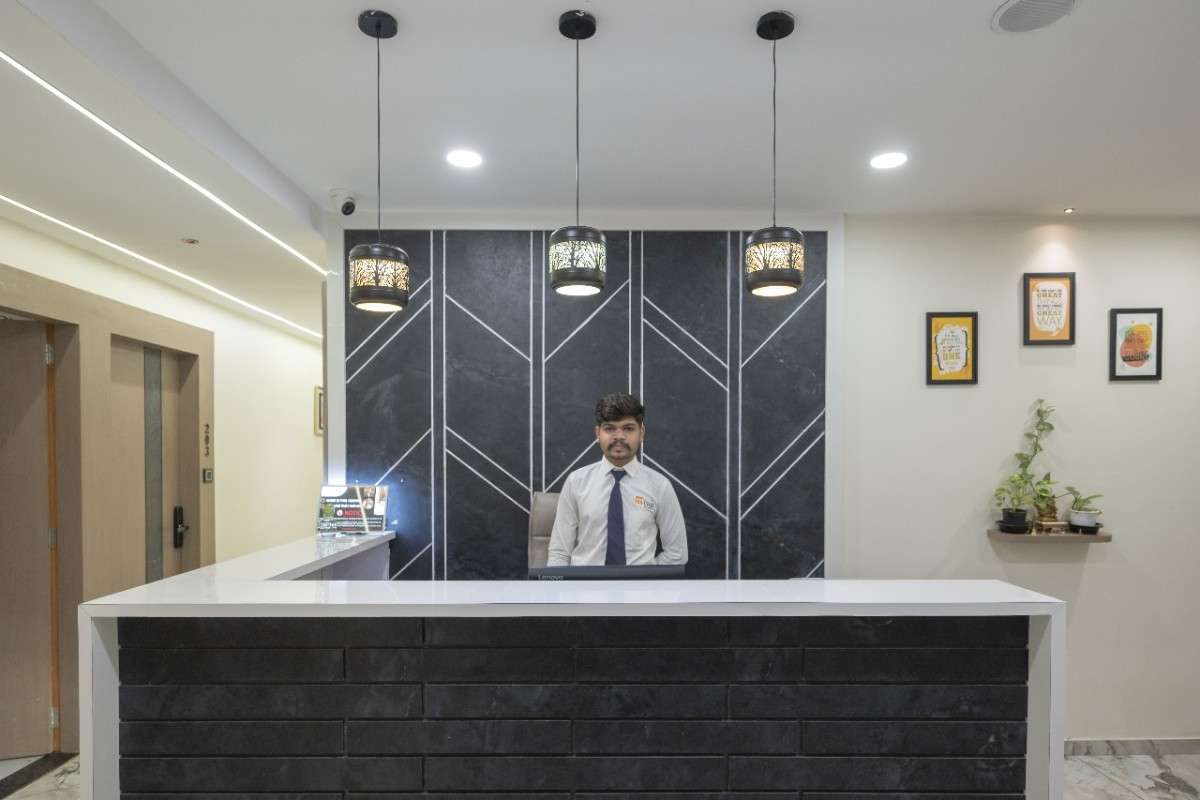Hotel Maple Tree Prahaladnagar 2